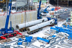 Untere Schornsteinteile auf der Baustelle