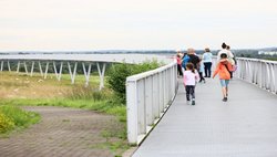 Kinder auf dem Energieberg
