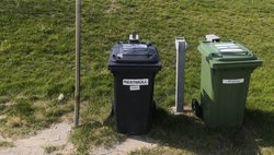 Müllbehälter auf Neuwerk