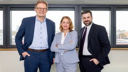 Dreierspitze in der Geschäftsführung (v.l.): Holger Lange, Daniela Enslein und Kristian Kuen
