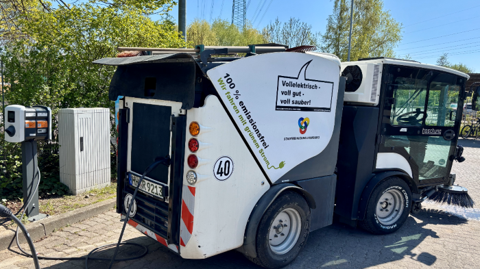 Elektrisch betriebene Kehrmaschine