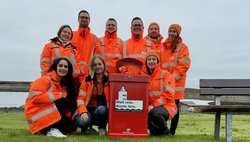 Neue Papierkörbe auf Neuwerk