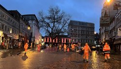 TeamOrange auf dem Hans-Albers-Platz